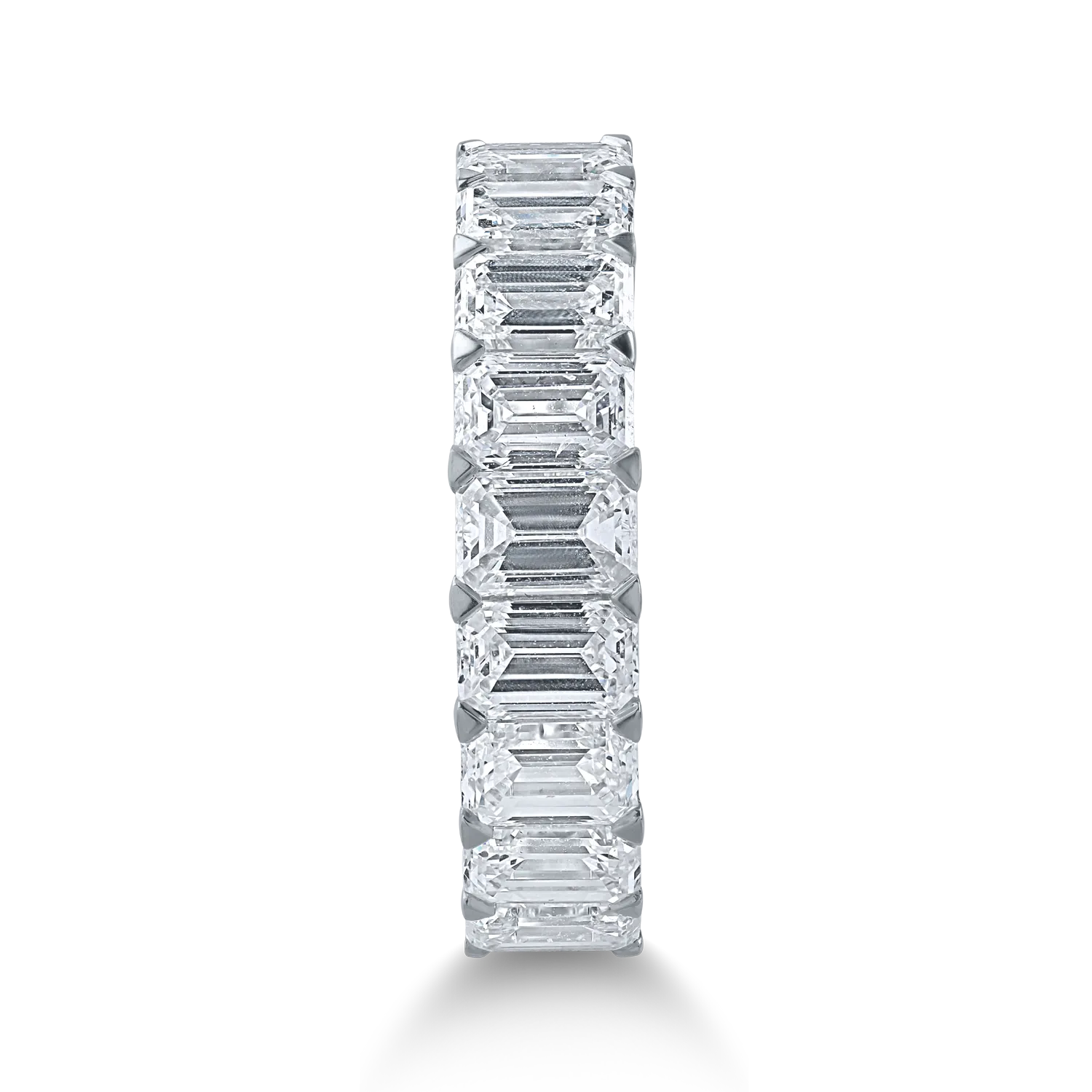 Half eternity ring in white gold with 2.76ct diamonds