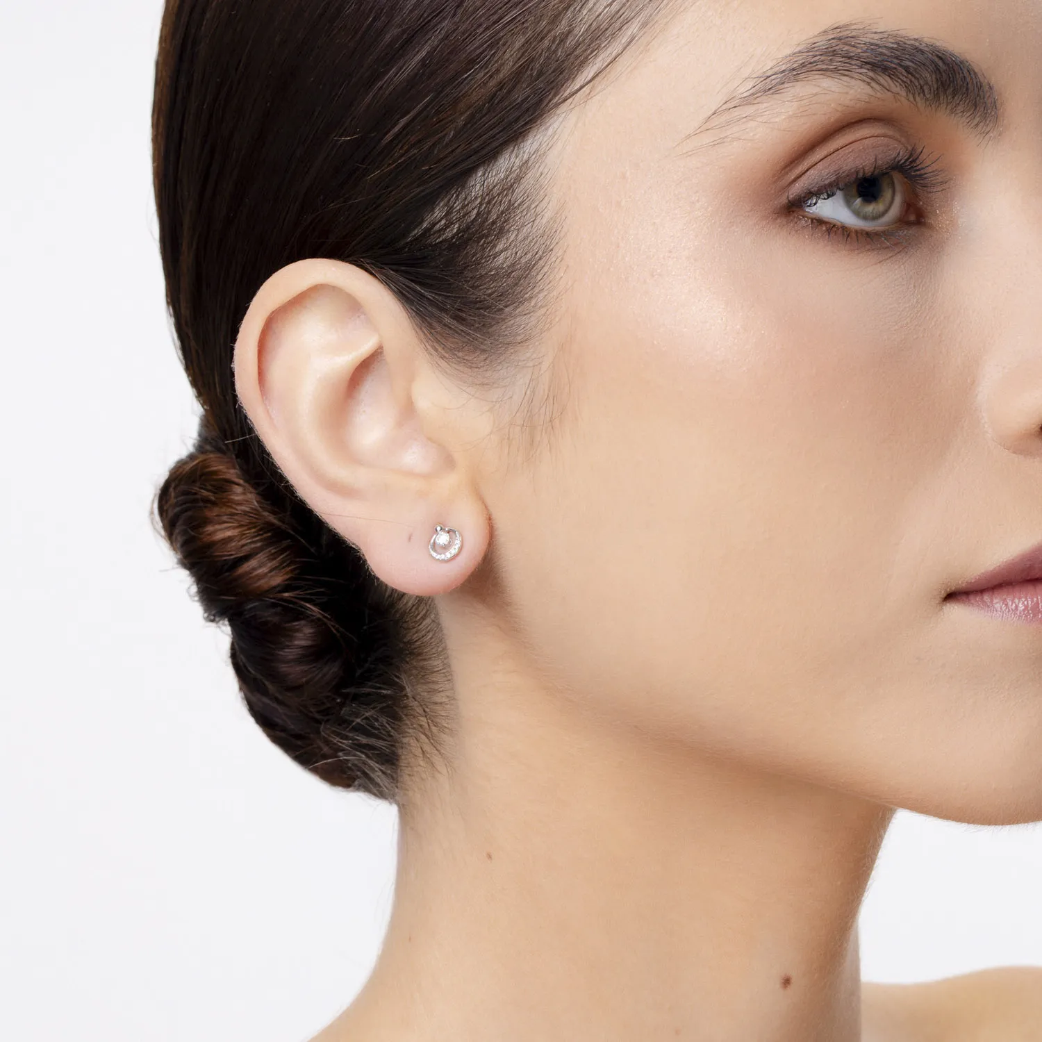 Fehér arany fülbevaló 0.25ct gyémánttal
