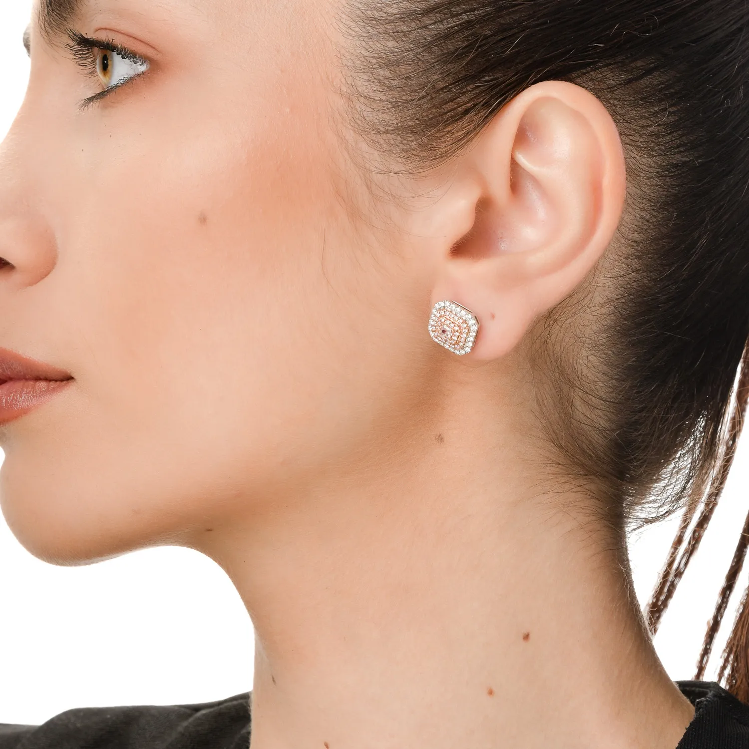 Fehér rózsa arany fülbevaló 0.62ct rózsaszín gyémántokkal és 0.53ct tiszta gyémántokkal