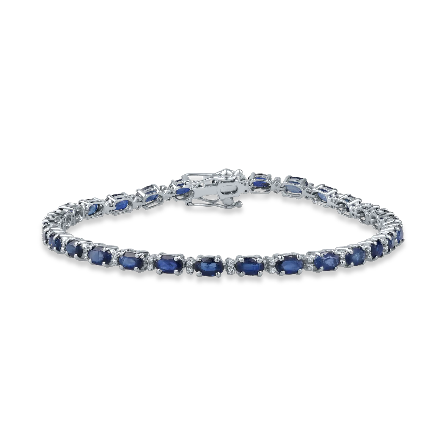 White gold tennis bracelet with 7.75ct heated sapphires and 0.17ct diamonds