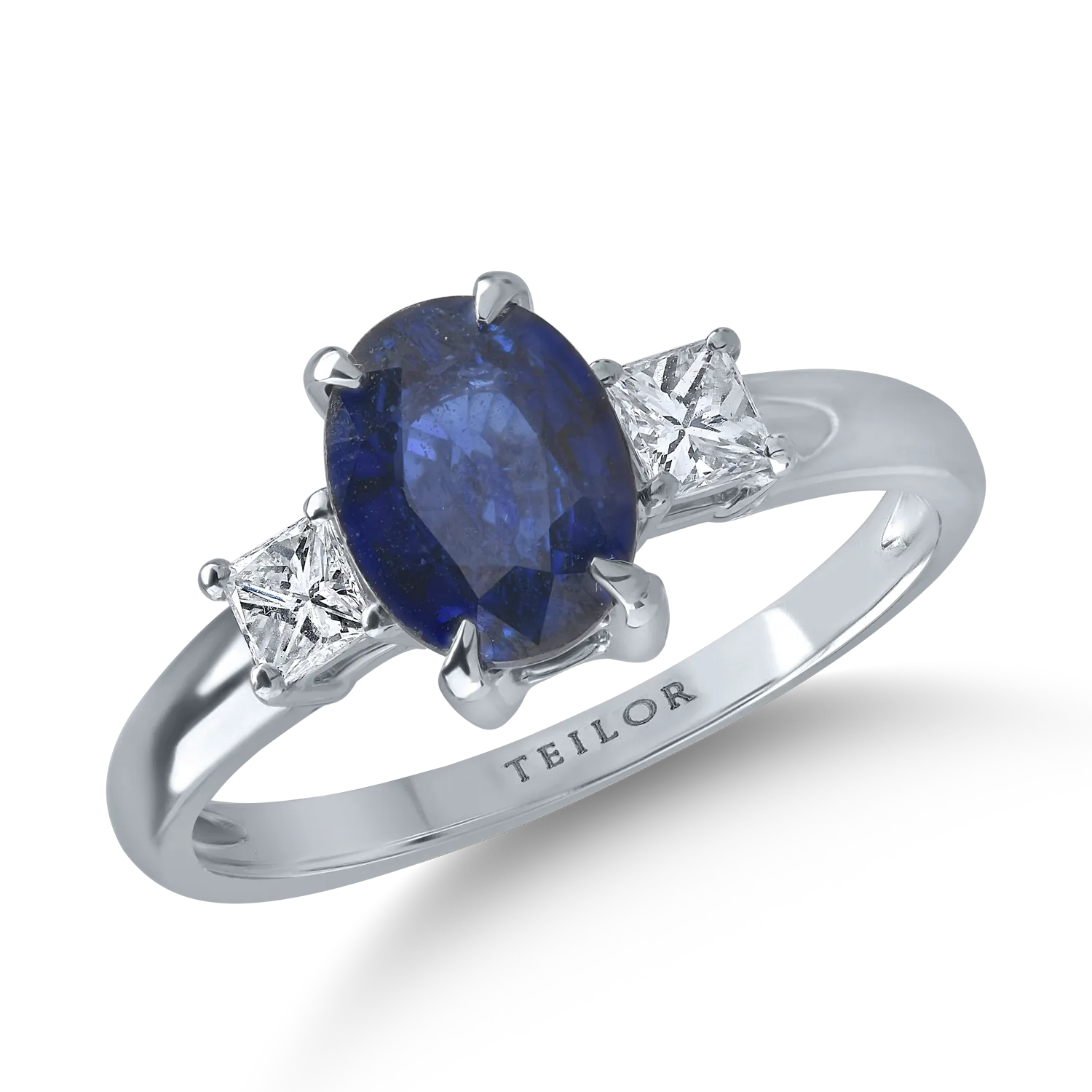 White gold ring with 0.99ct heated sapphire and 0.35ct diamonds