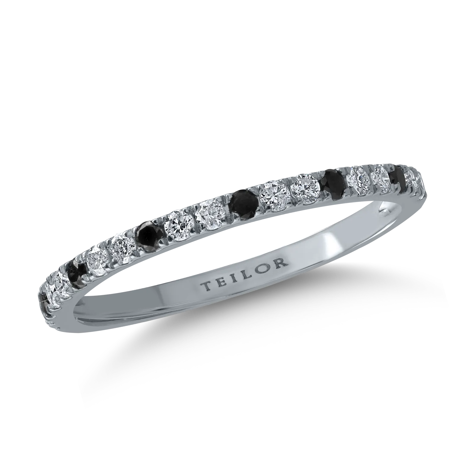 Half eternity ring in white gold with black and clear diamonds of 0.29ct