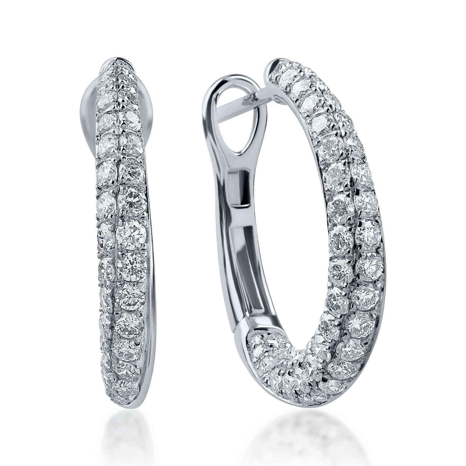 Обеци от бяло злато с 1.001ct диаманти