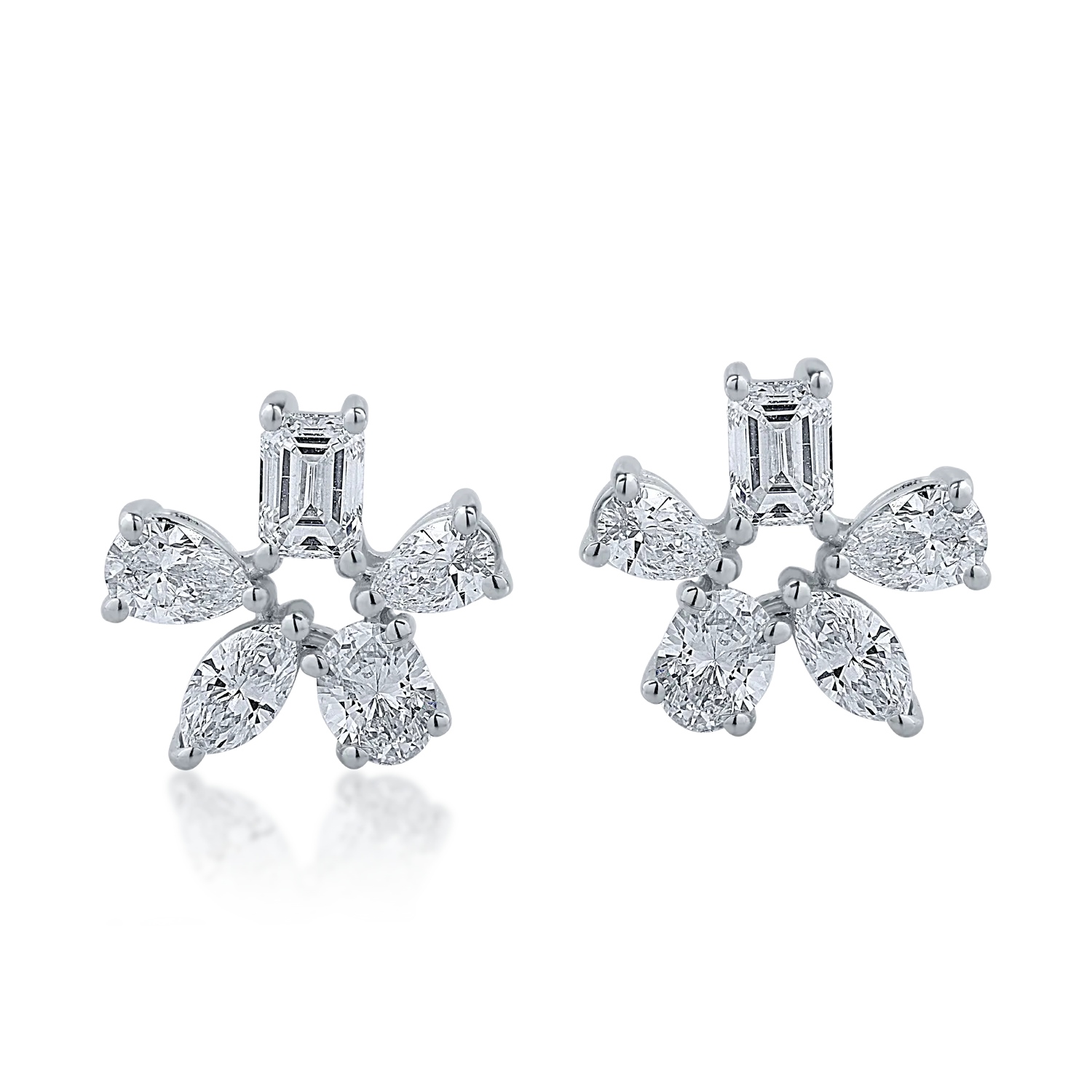 Cercei floare din aur alb cu diamante de 1.2ct