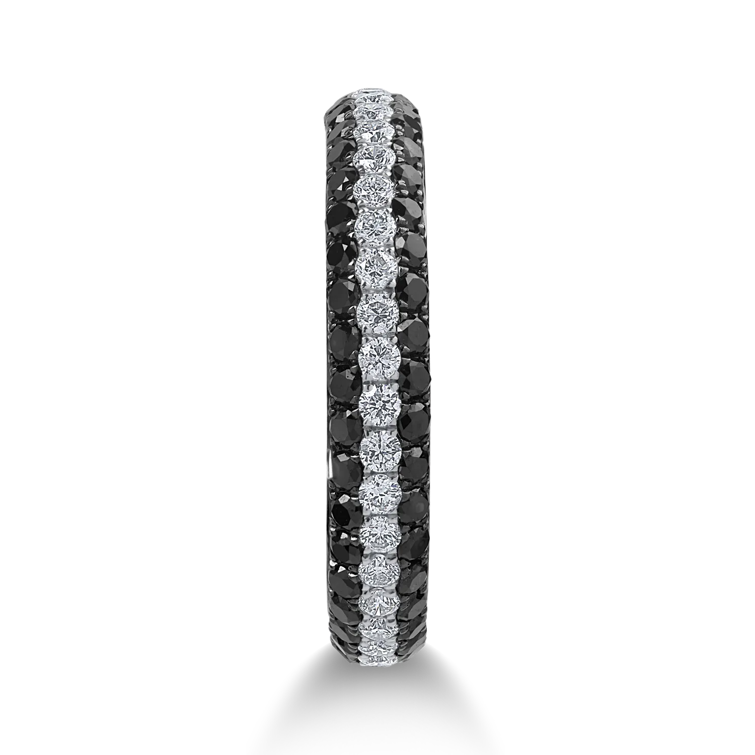 Half eternity ring in white gold with 0.53ct black diamonds and 0.28ct clear diamonds
