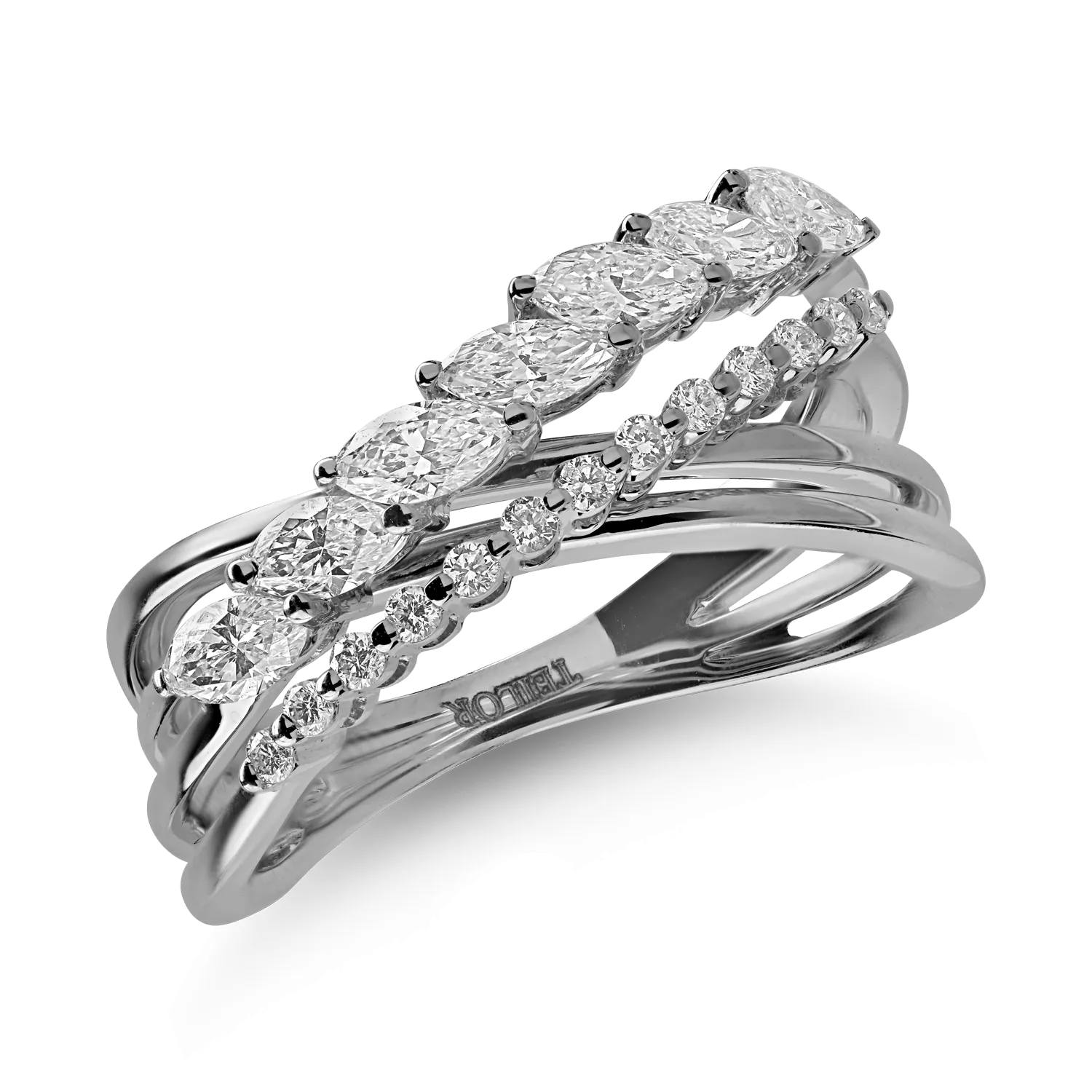 White gold ring with 0.74ct diamonds