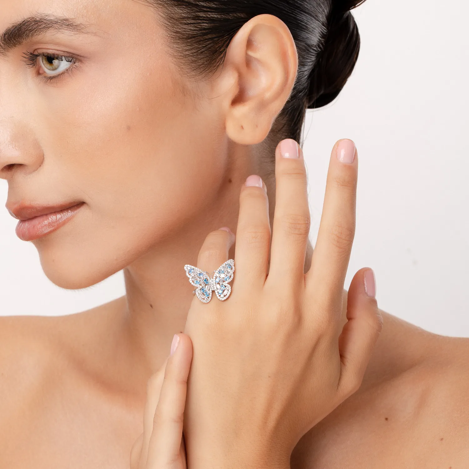 White gold butterfly ring with zirconia