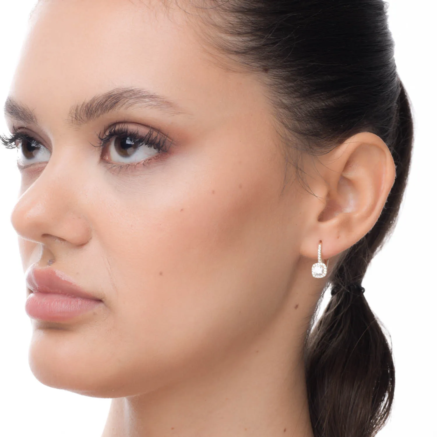 Yellow gold on-ear earrings with zirconia