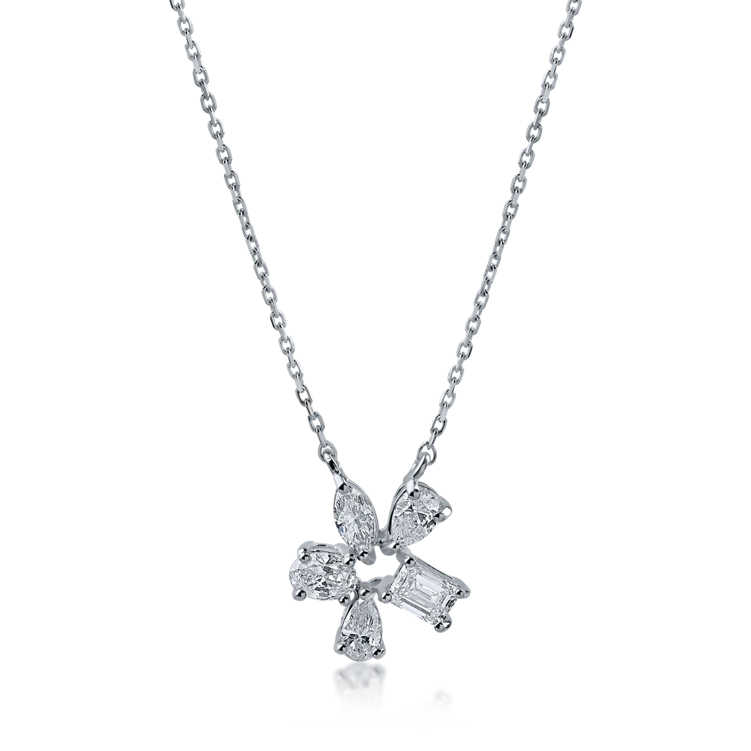 Lant cu pandantiv floare din aur alb cu diamante de 0.61ct