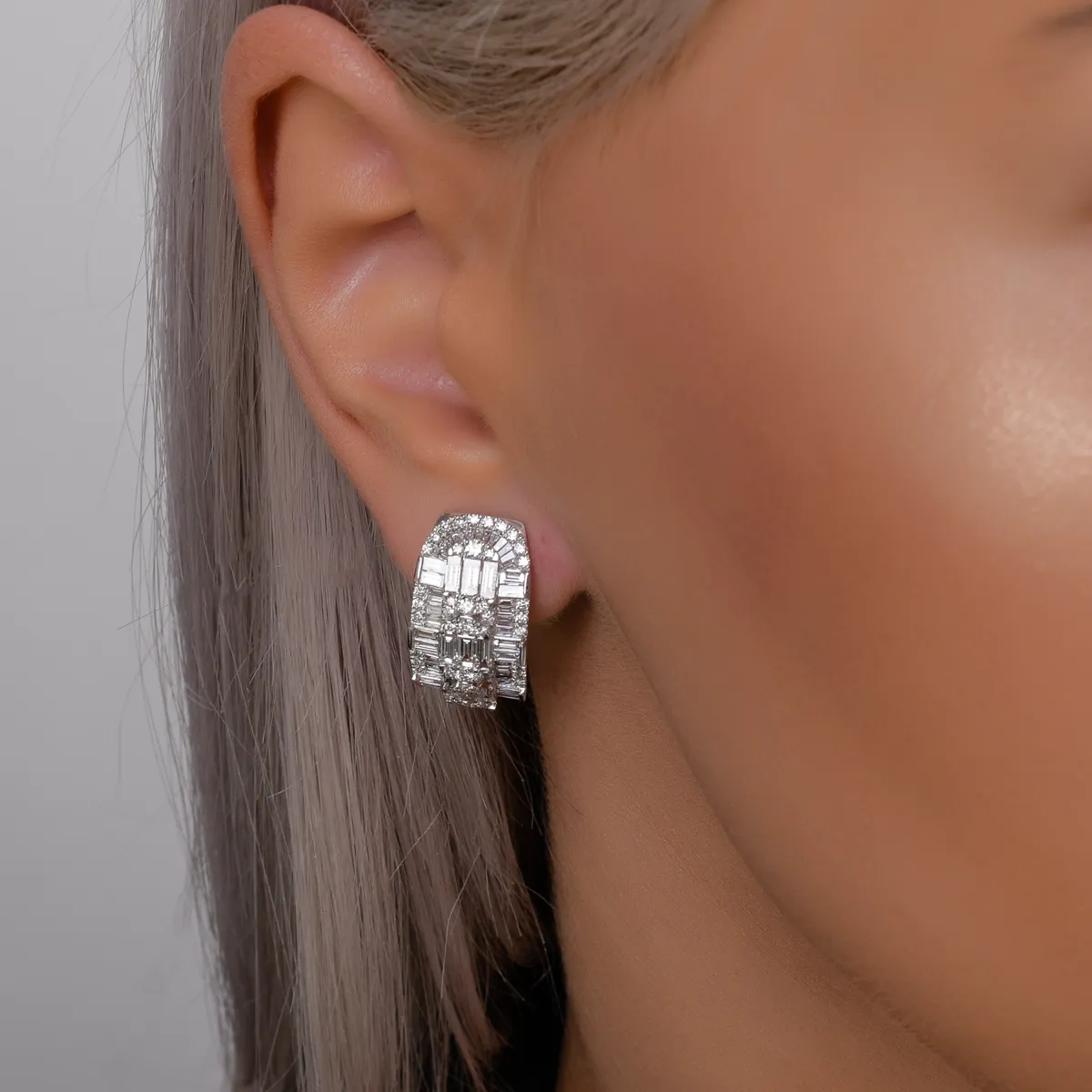 Kolczyki z białego złota z 3.1ct diamentami