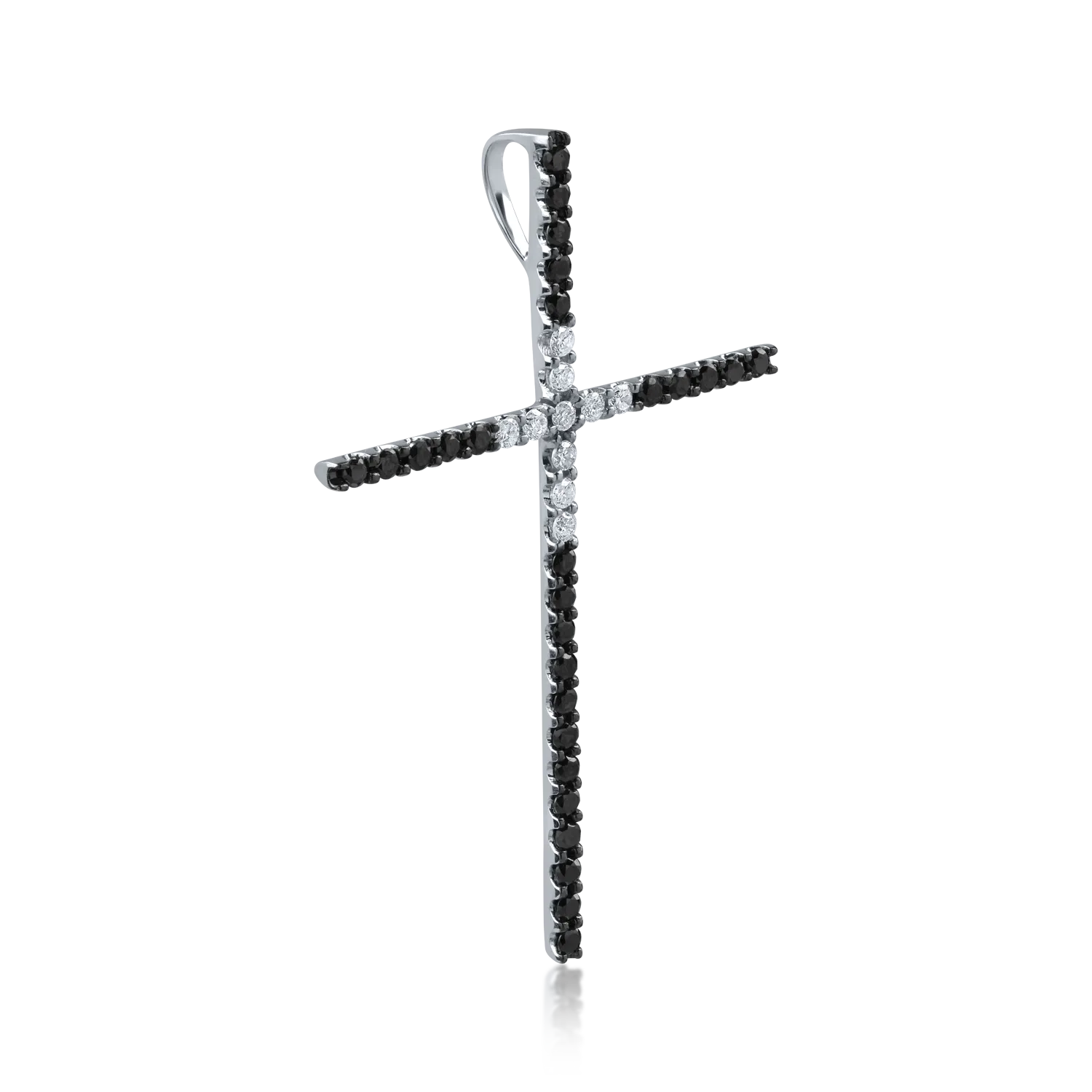 Pandantiv cruce din aur alb-negru cu diamante negre de 0.38ct si diamante incolore de 0.13ct