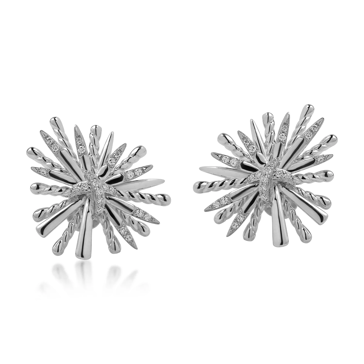 Kolczyki kwiatowe z białego złota z diamentami o masie 0.109ct