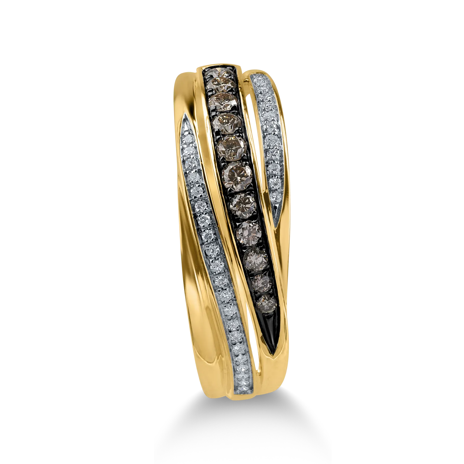 Yellow gold ring with 0.1ct brown diamonds and 0.07ct clear diamonds