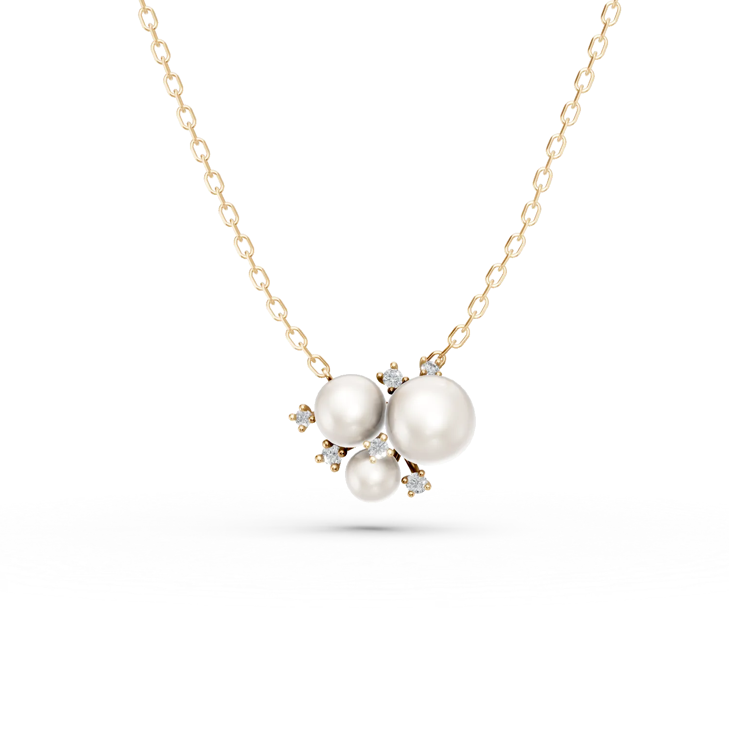 Yellow gold pendant necklace with 3.5ct fresh water pearls and 0.09ct diamonds
