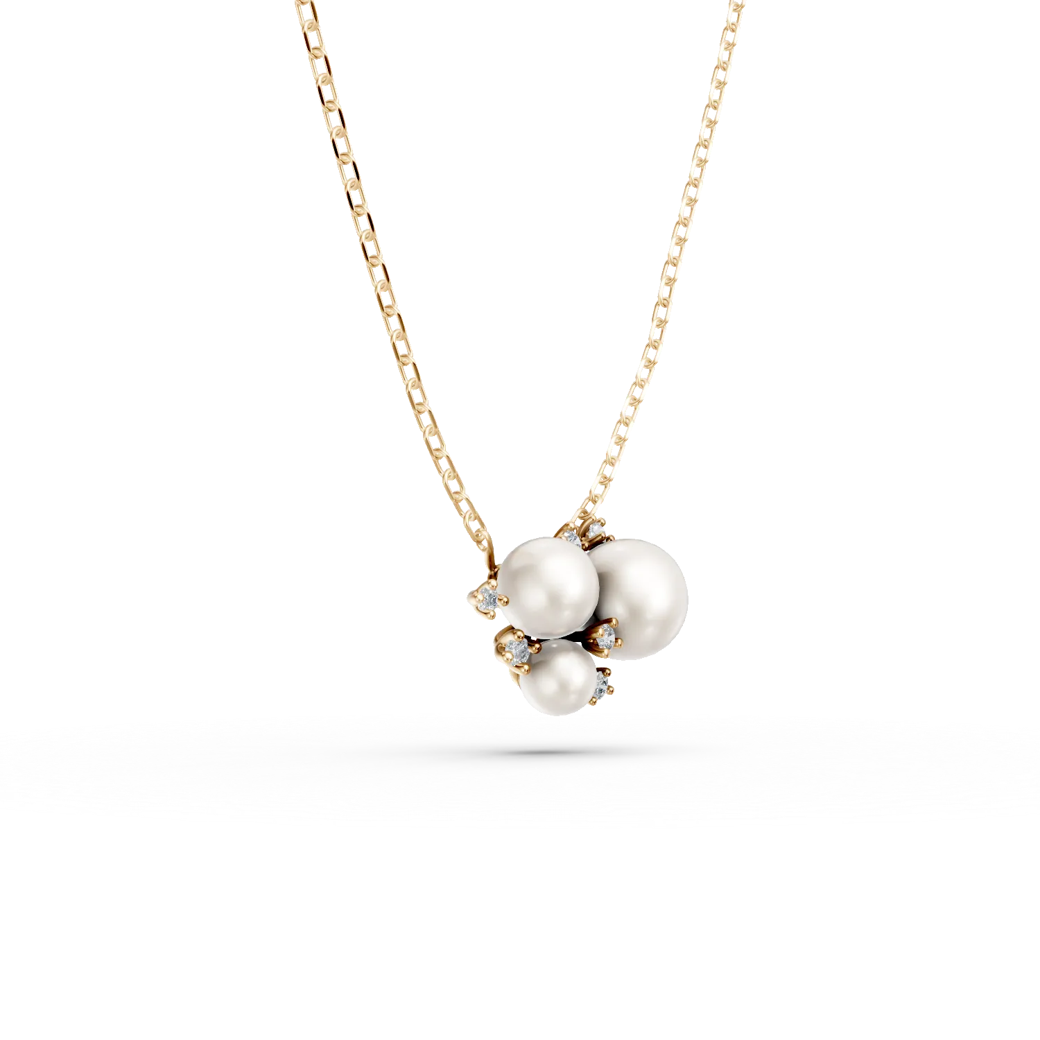 Yellow gold pendant necklace with 3.5ct fresh water pearls and 0.09ct diamonds