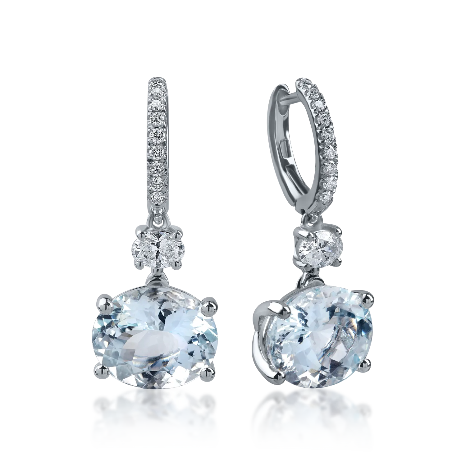 White gold earrings with 6.56ct aquamarines and 0.58ct diamonds