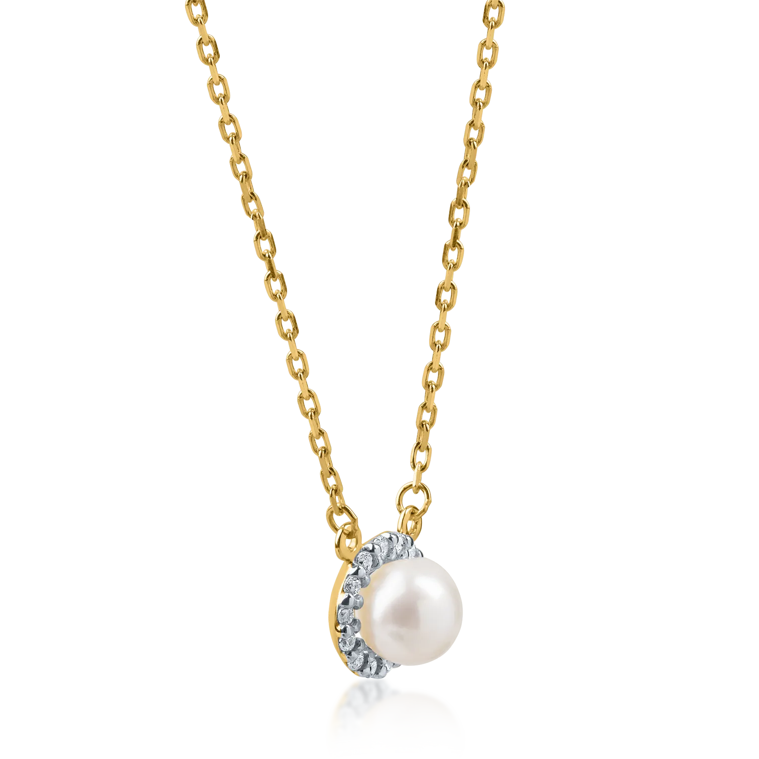 Yellow gold pendant necklace with synthetic pearl and zirconia