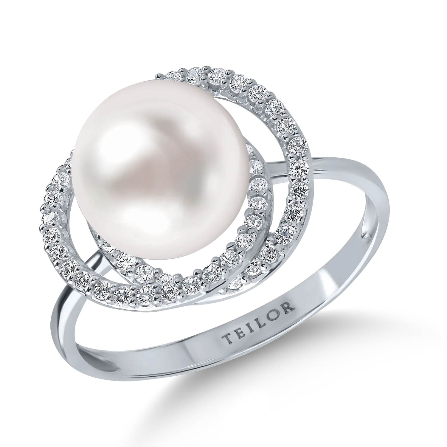 White gold ring with synthetic pearl and zirconia