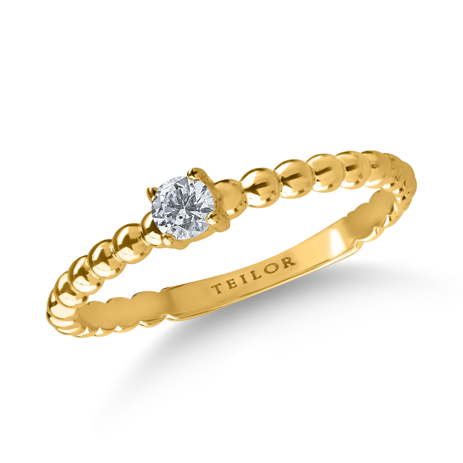 Yellow gold ring with solitaire zirconia
