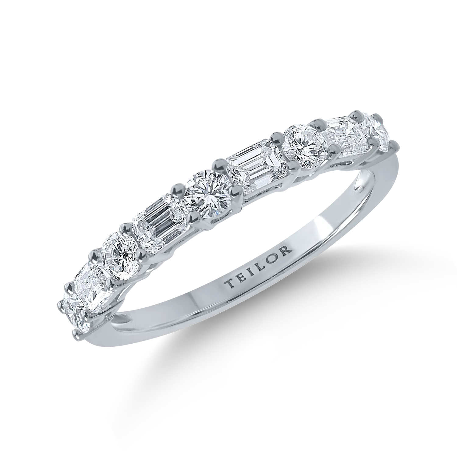 Fehérarany mikrobeágyazó gyűrű 0.9ct gyémántokkal