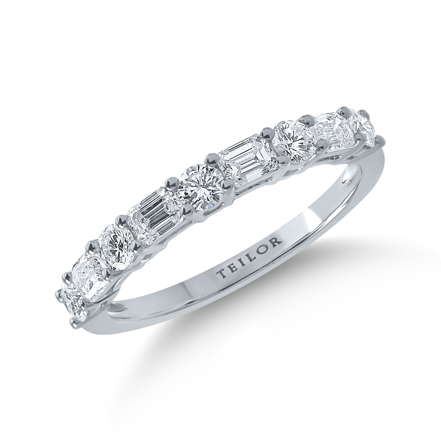 White gold microsetting ring with 0.9ct diamonds