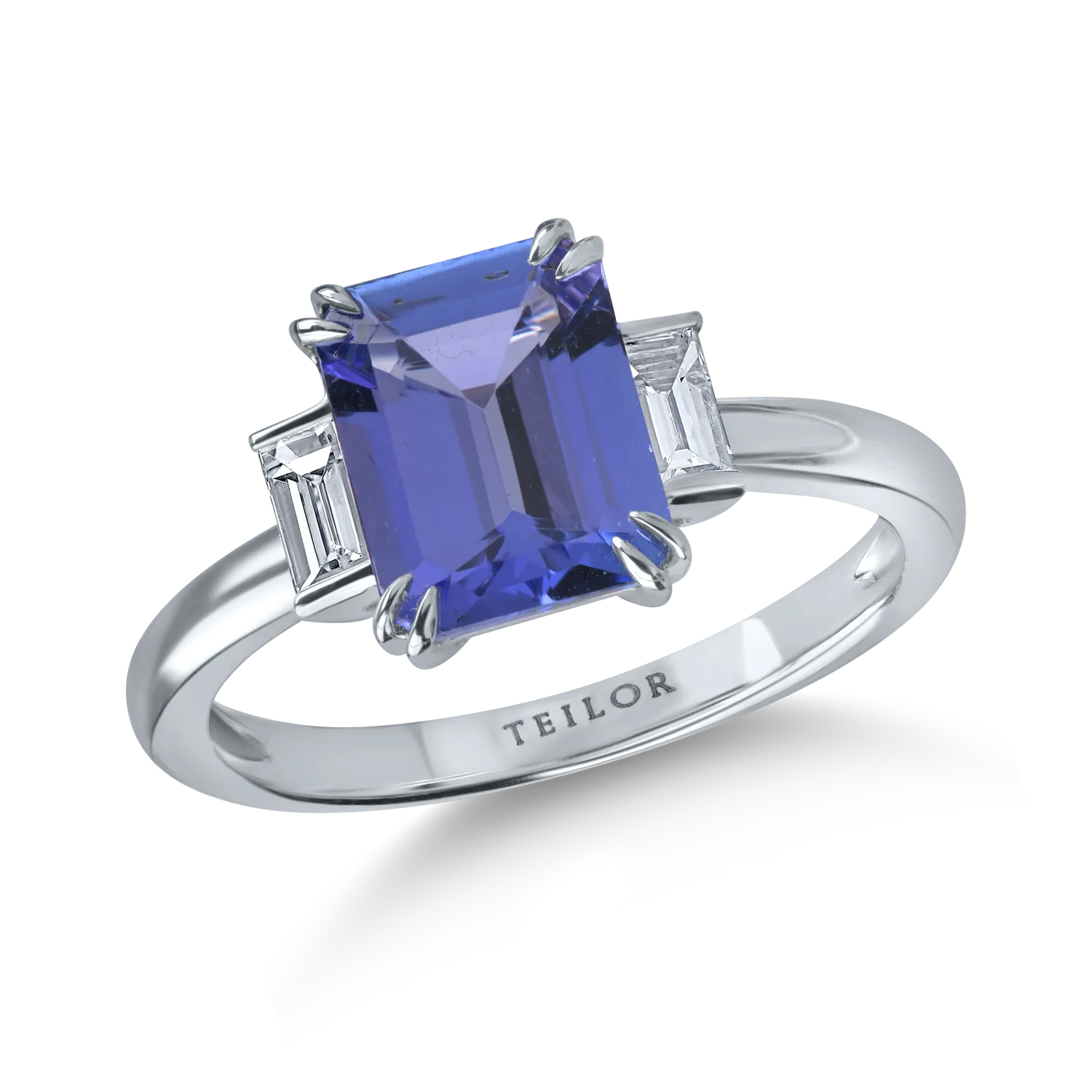 Inel din aur alb cu tanzanit octogonal de 2.1ct si diamante de 0.2ct