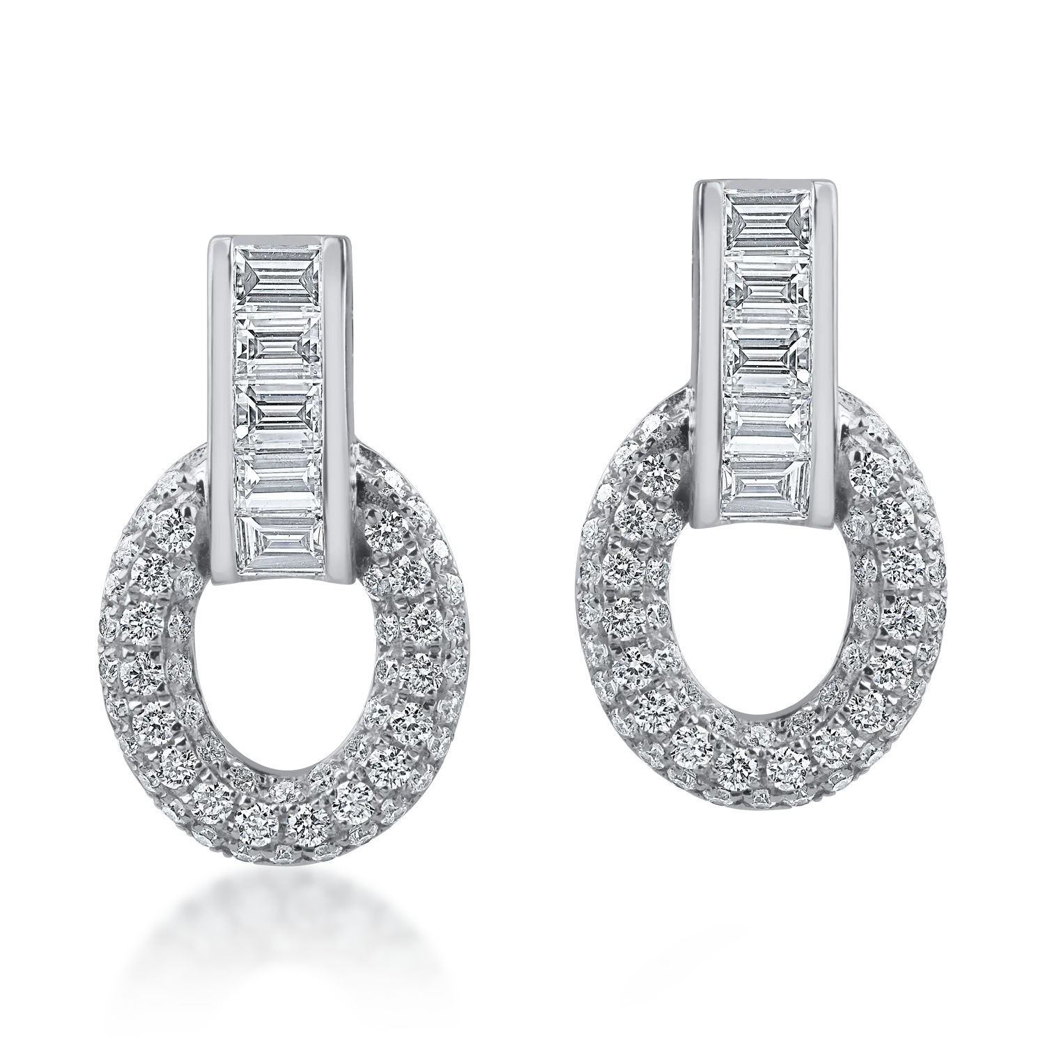 Cercei geometrici din aur alb cu diamante baguette si rotunde de 0.87ct