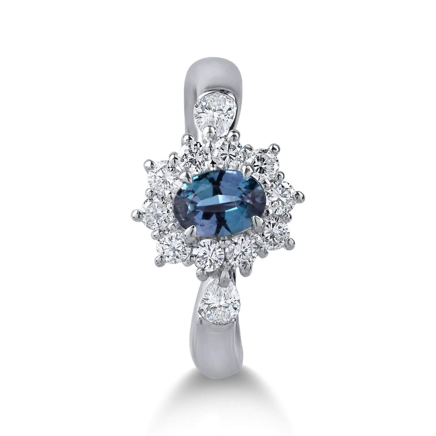 White gold ring with 0.4ct alexandrite and 0.5ct diamonds