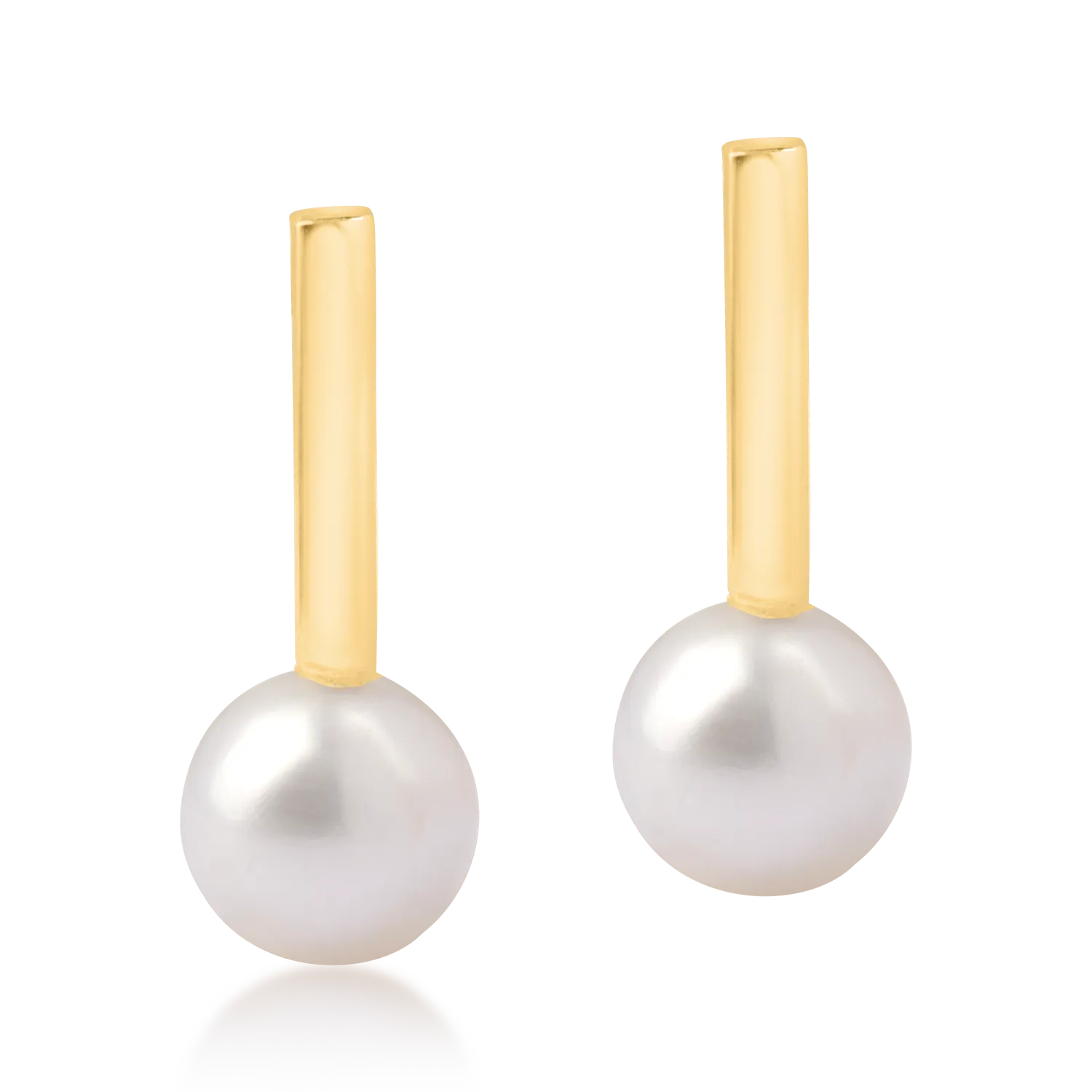 Yellow gold minimalist earrings with synthetic pearls