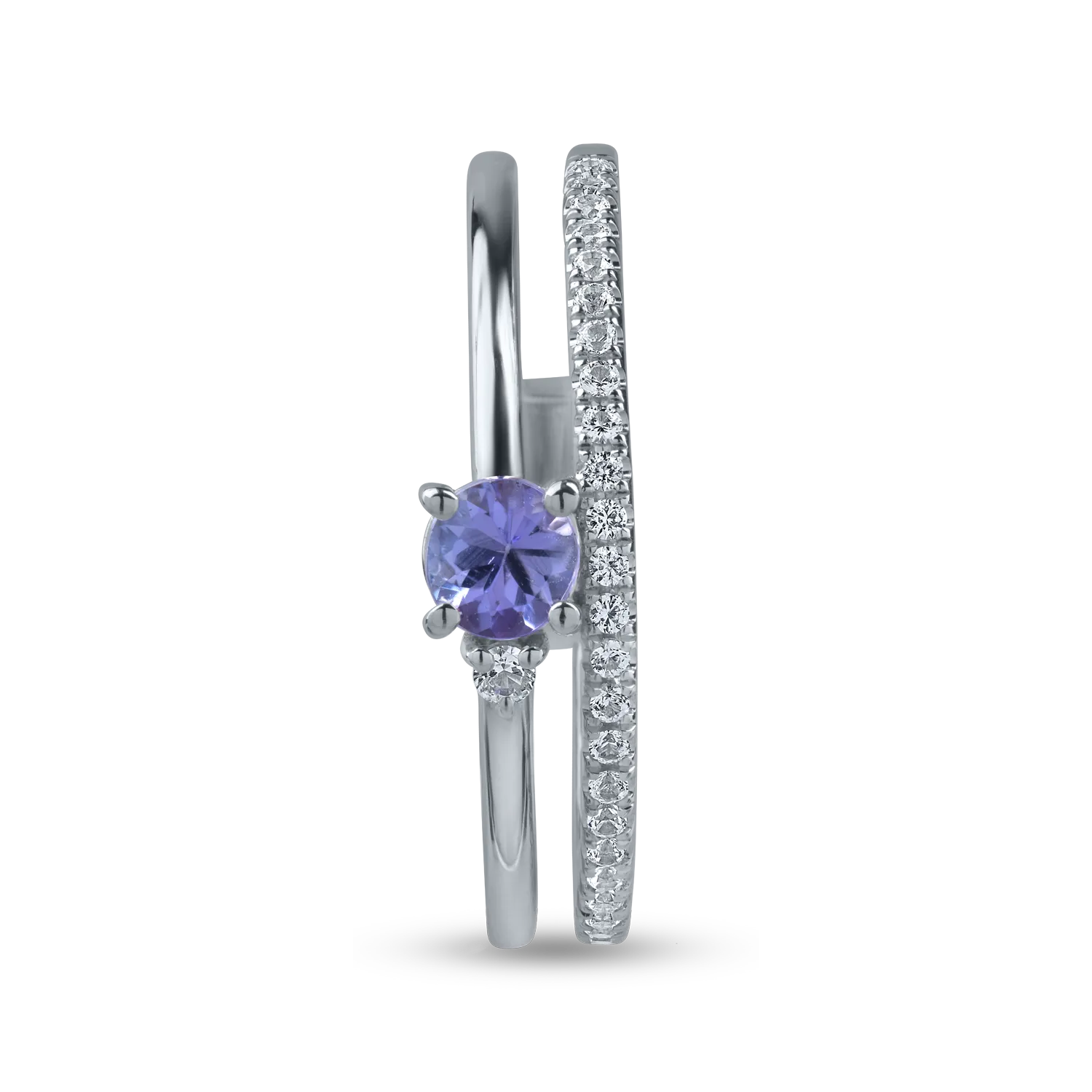 White gold ring with 0.2ct tanzanites and 0.1ct white sapphires