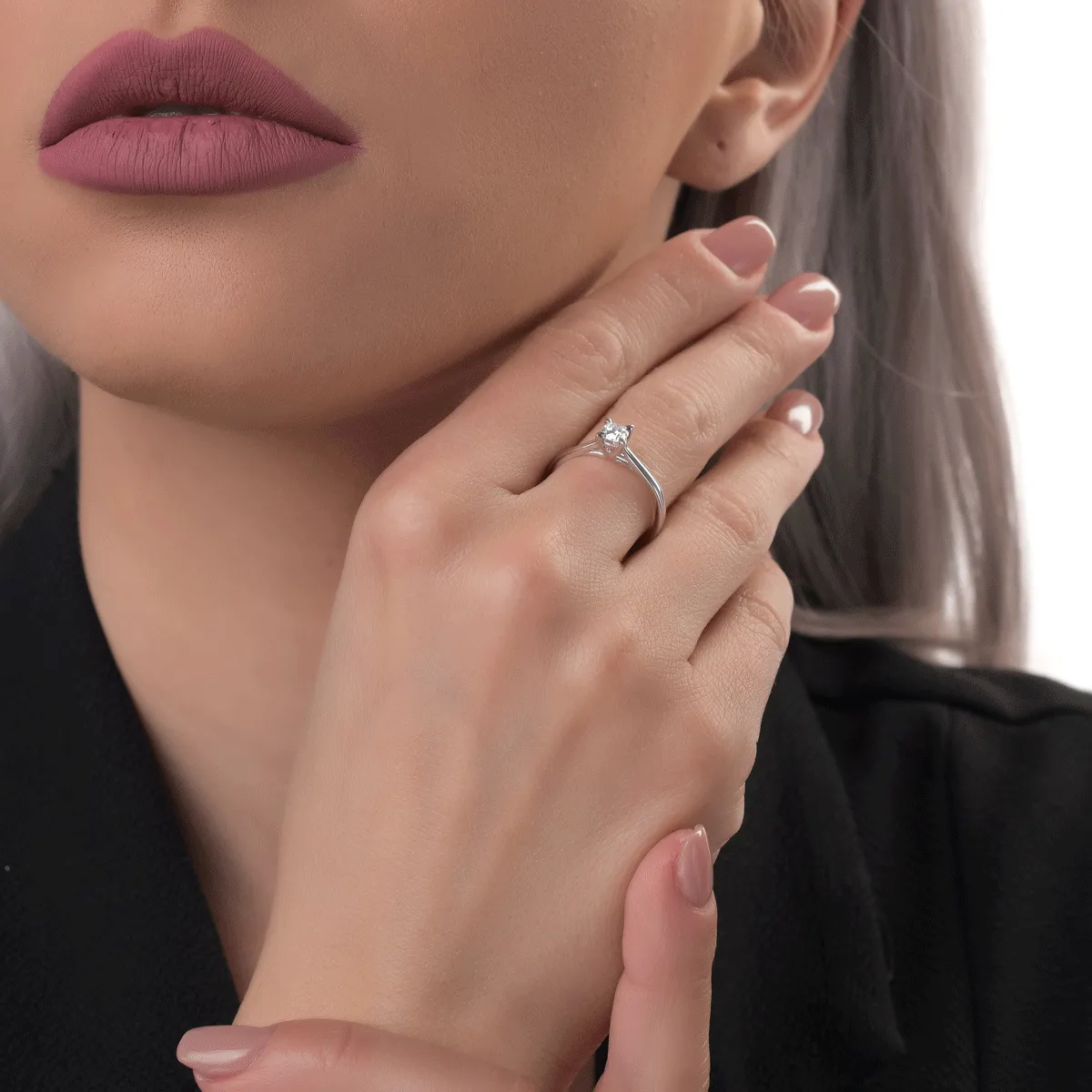 White gold engagement ring with a 0.25ct solitaire diamond