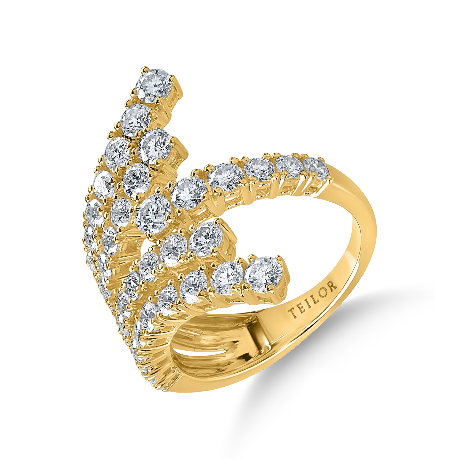 Yellow gold ring with 2ct diamonds