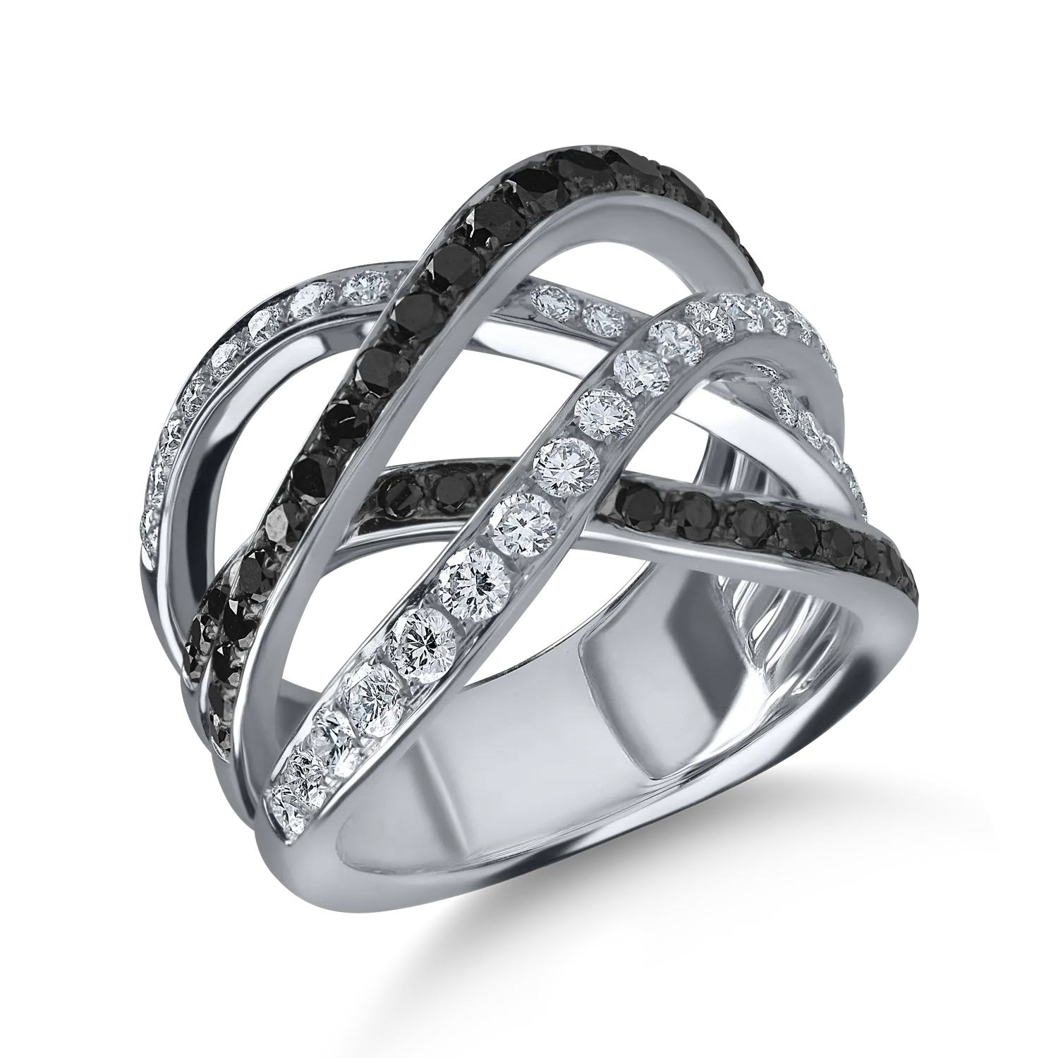 White gold ring with 1.1ct black and clear diamonds