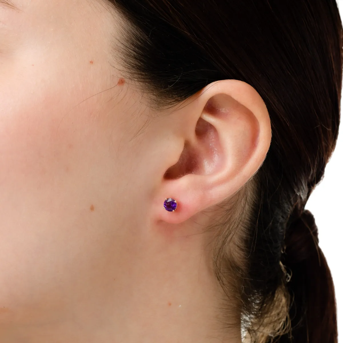 Rózsarany fülbevaló 0.8ct ametiszttel