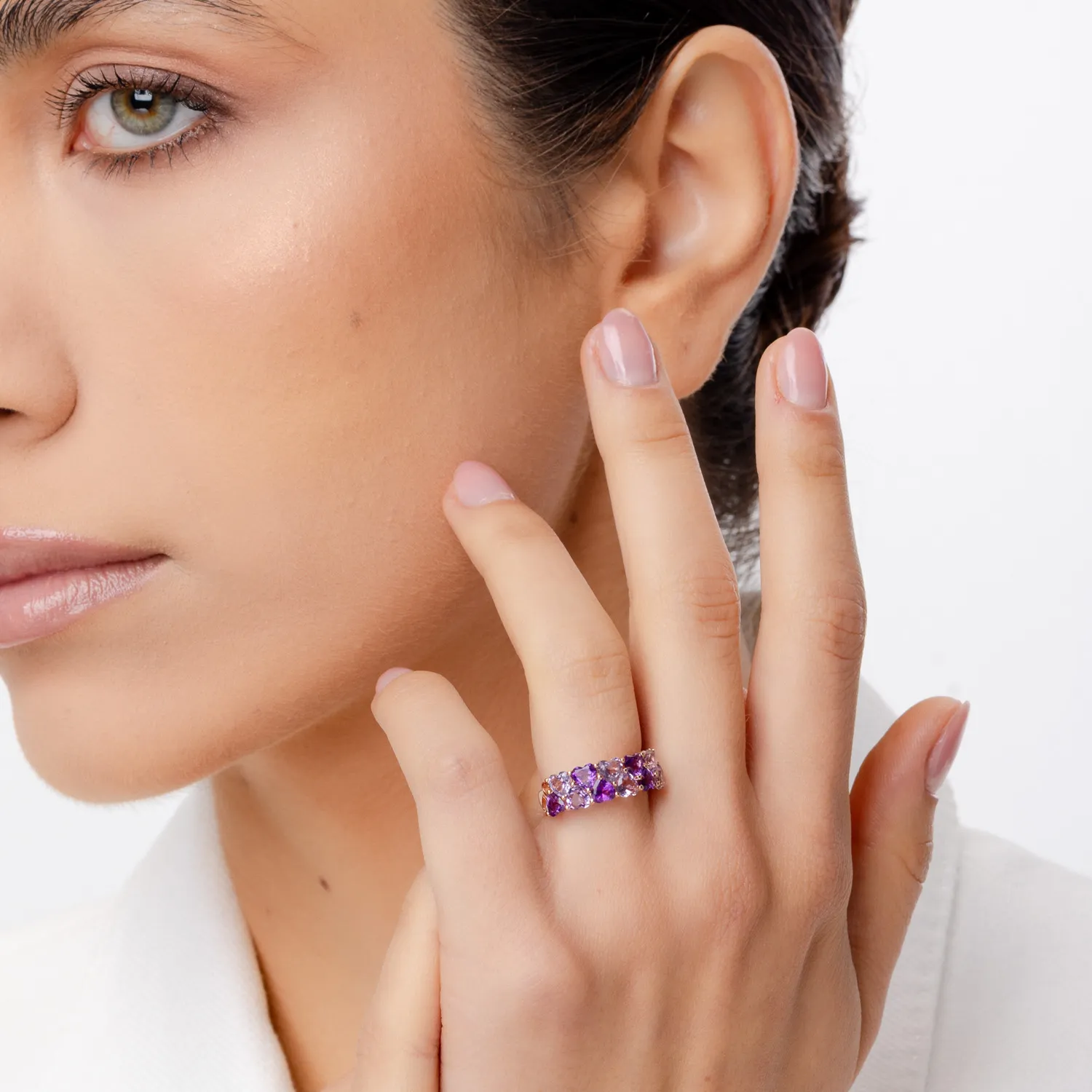Rose gold ring with 2.2ct amethysts