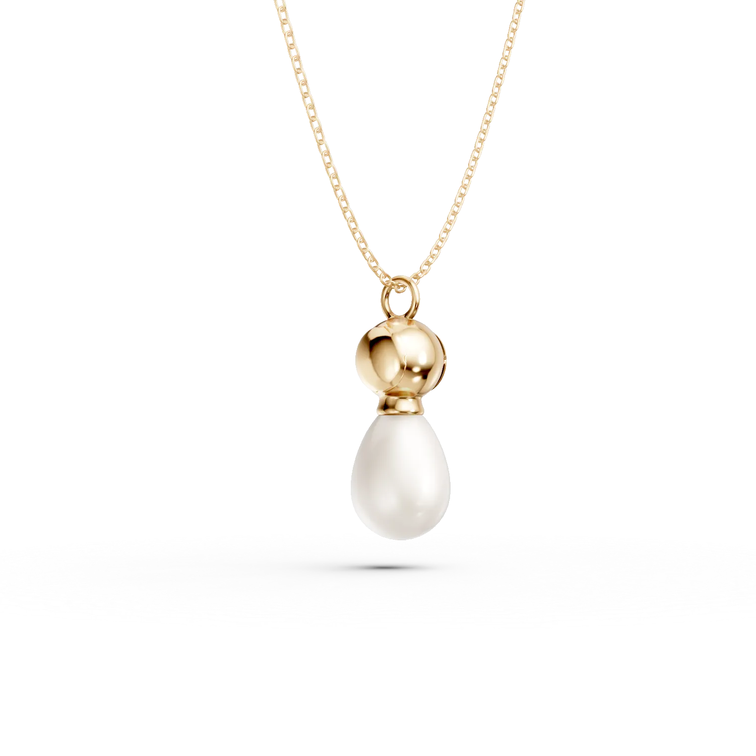 Yellow gold pendant necklace with synthetic pearl