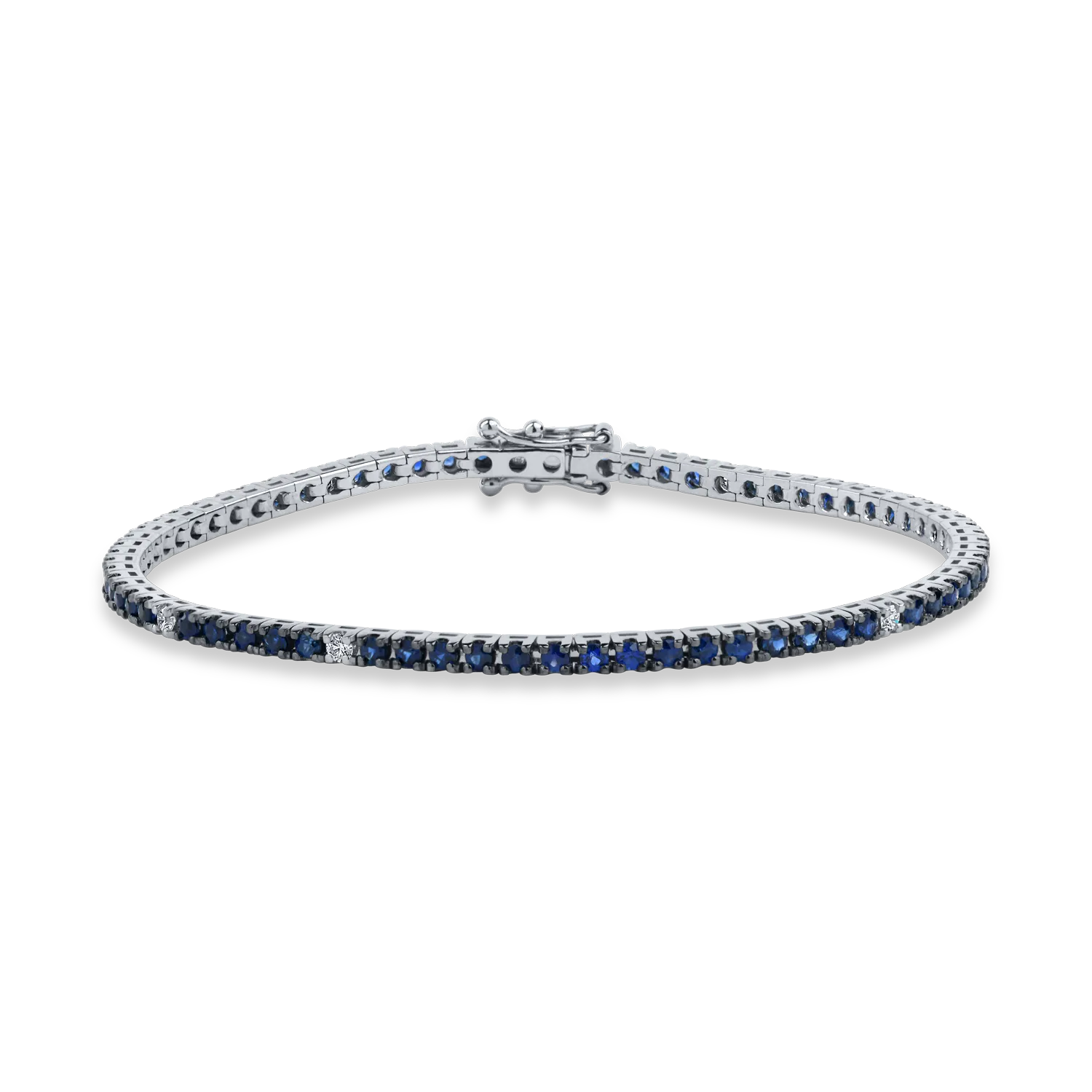 White gold tennis bracelet with 2.6ct sapphires and diamonds