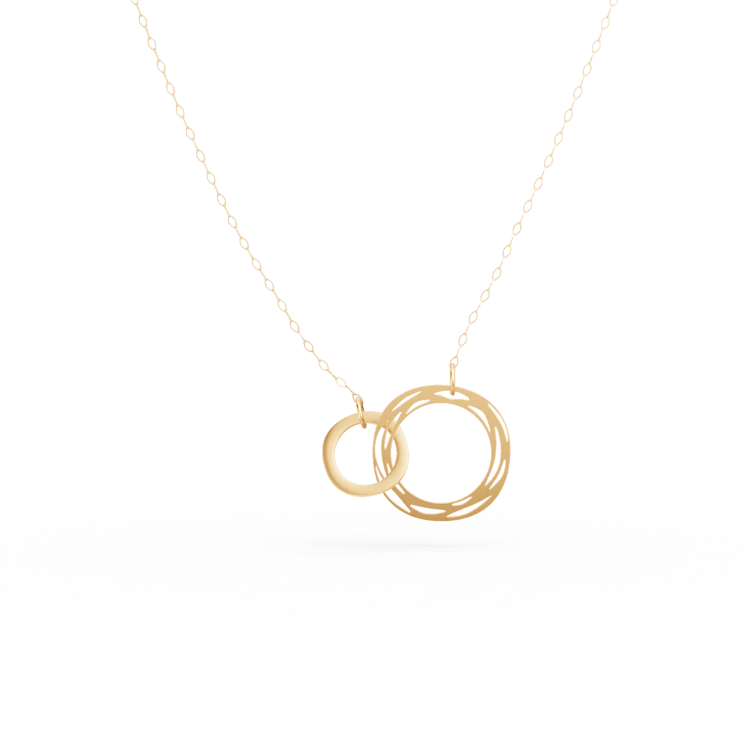 Yellow gold circles pendant chain