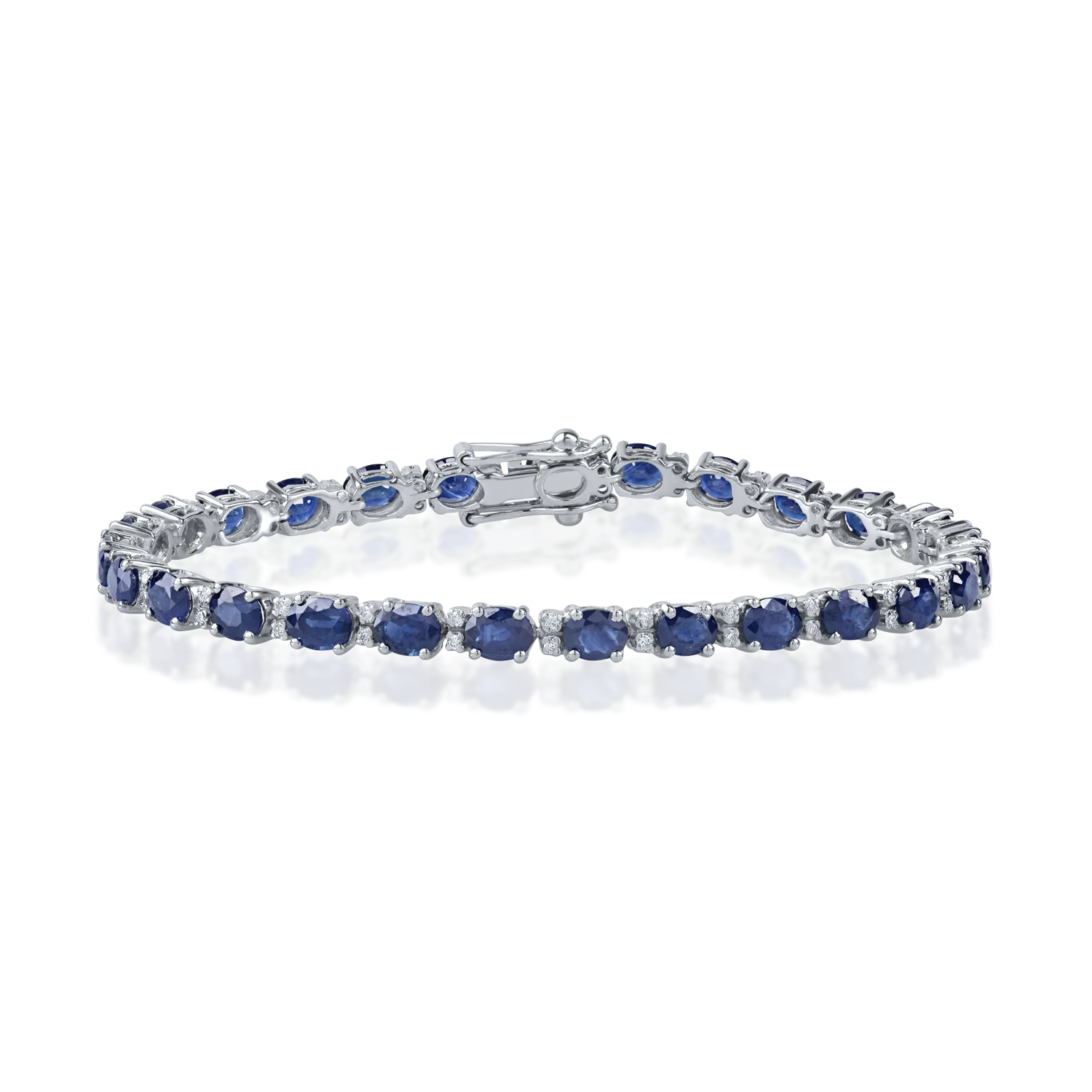 Bratara tennis din aur alb cu safire de 7.7ct si diamante de 0.2ct