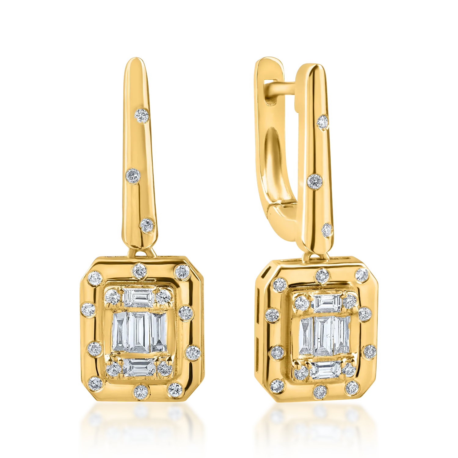 Cercei geometrici din aur galben cu diamante baguette si rotunde de 0.3ct