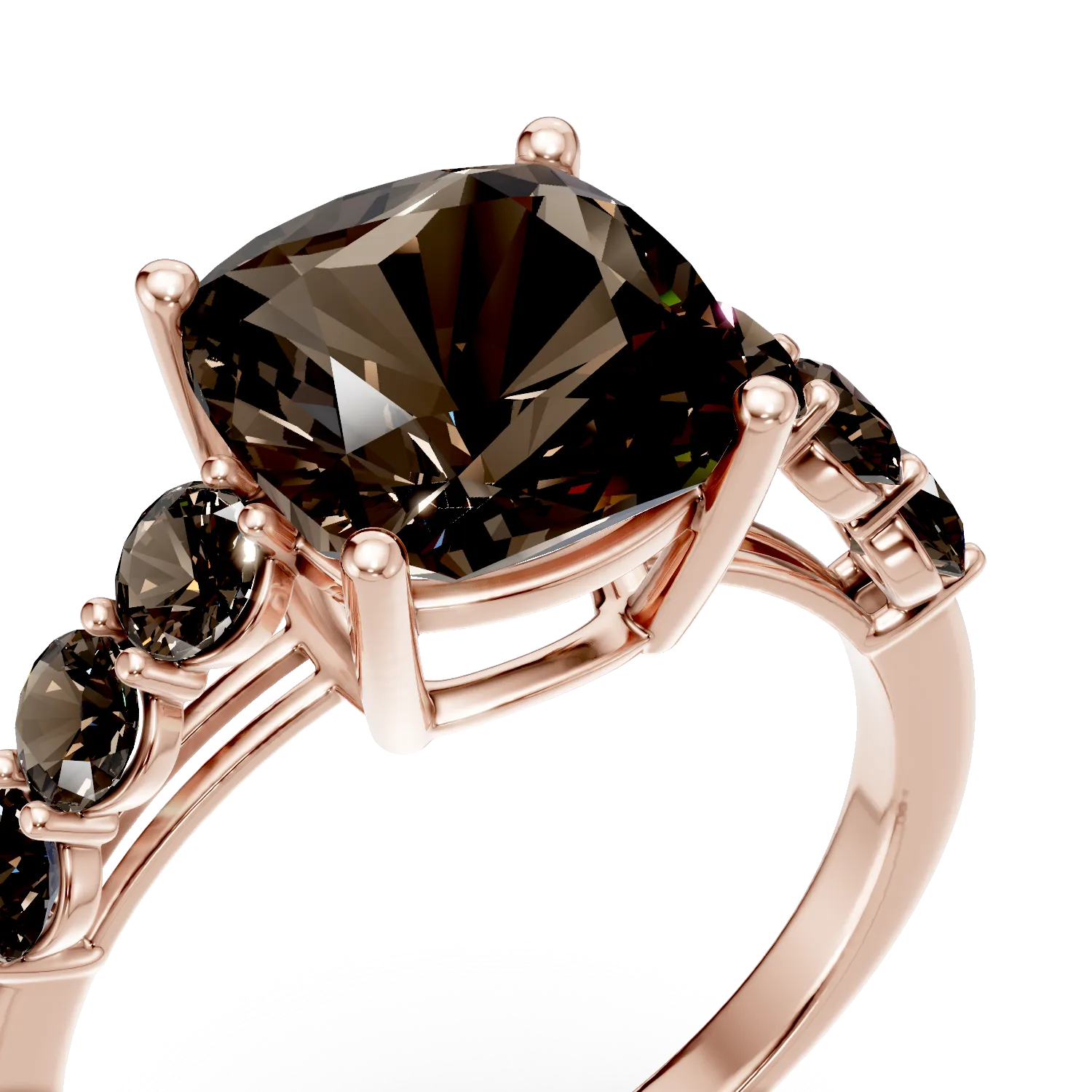 Pierścionek z różowego złota z kwarcem dymnym o masie 3.47ct