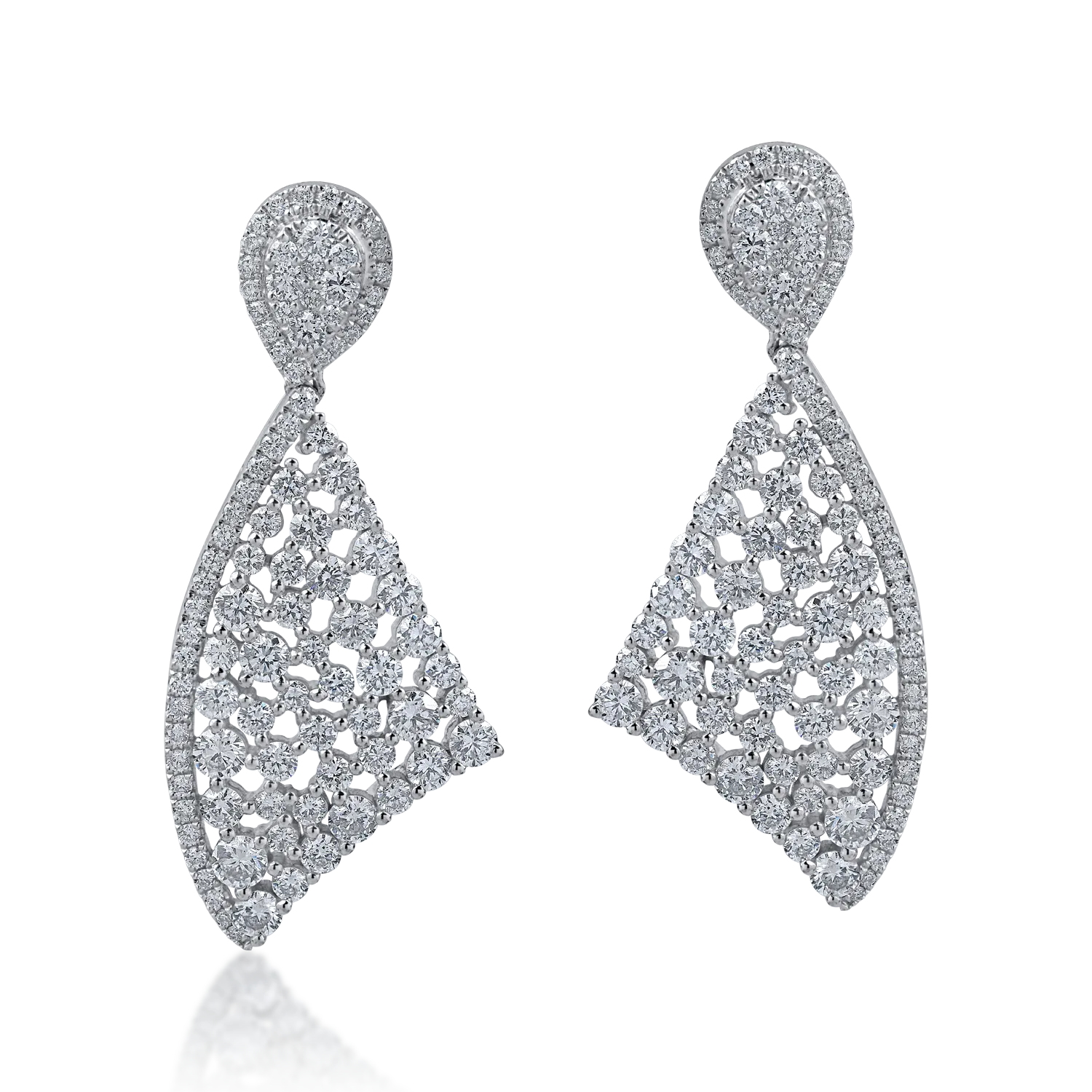 White gold long geometric earrings with 4.2ct diamonds