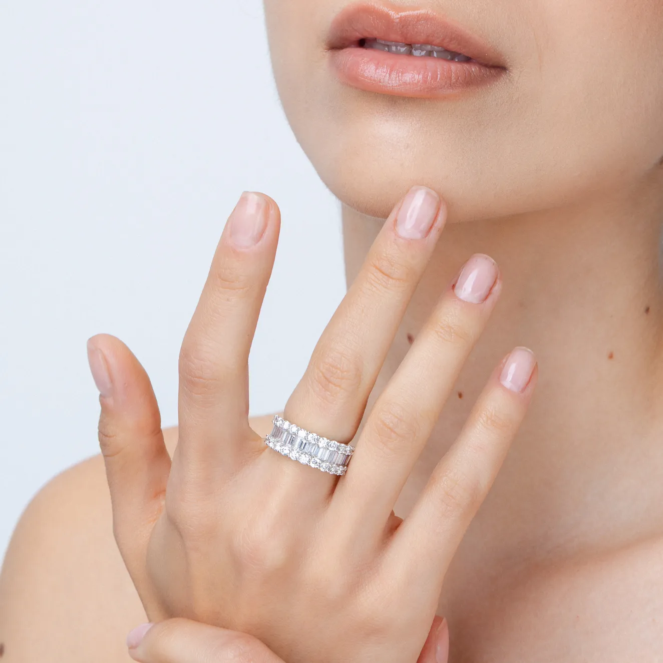 Inel din aur alb cu diamante microsetting de 2.7ct - Imagine 3