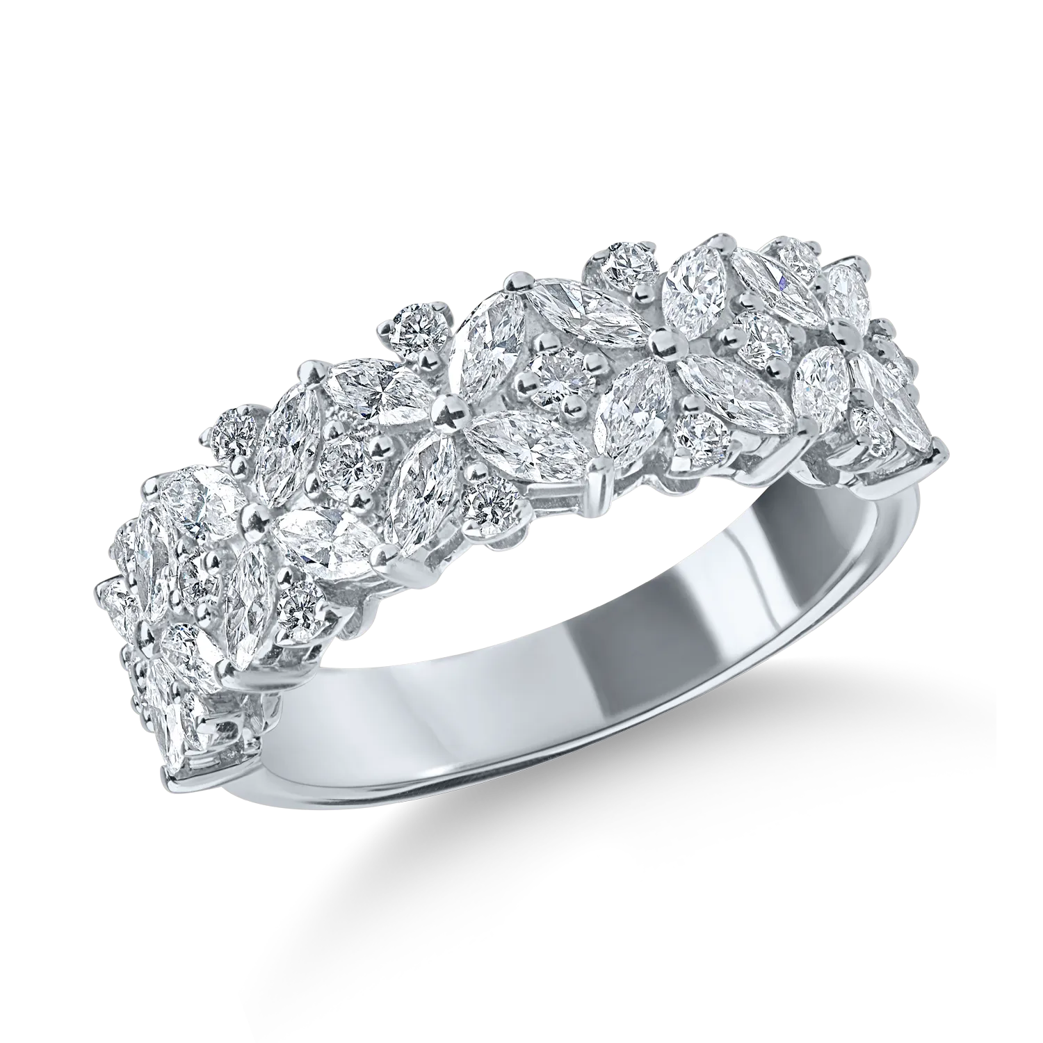 White gold ring with 1.1ct diamonds