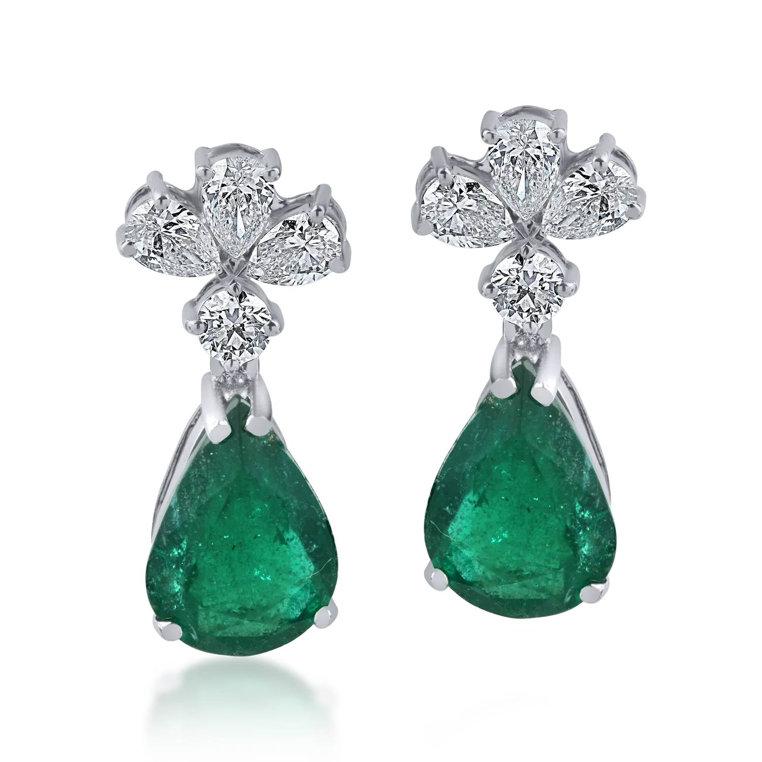 White gold earrings with 3.8ct emeralds and 1ct diamonds