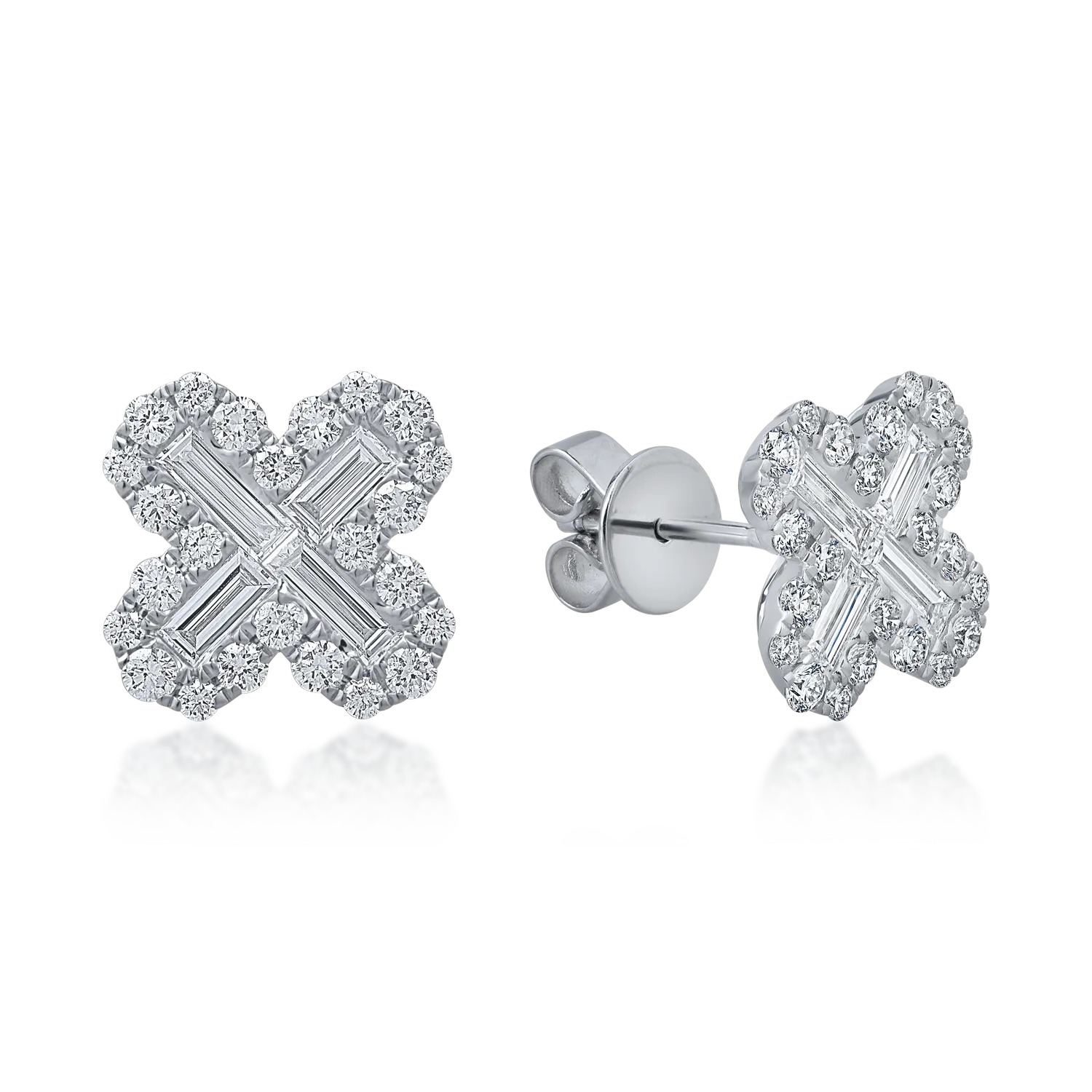 Cercei floare din aur alb cu diamante baguette si rotunde de 1.1ct