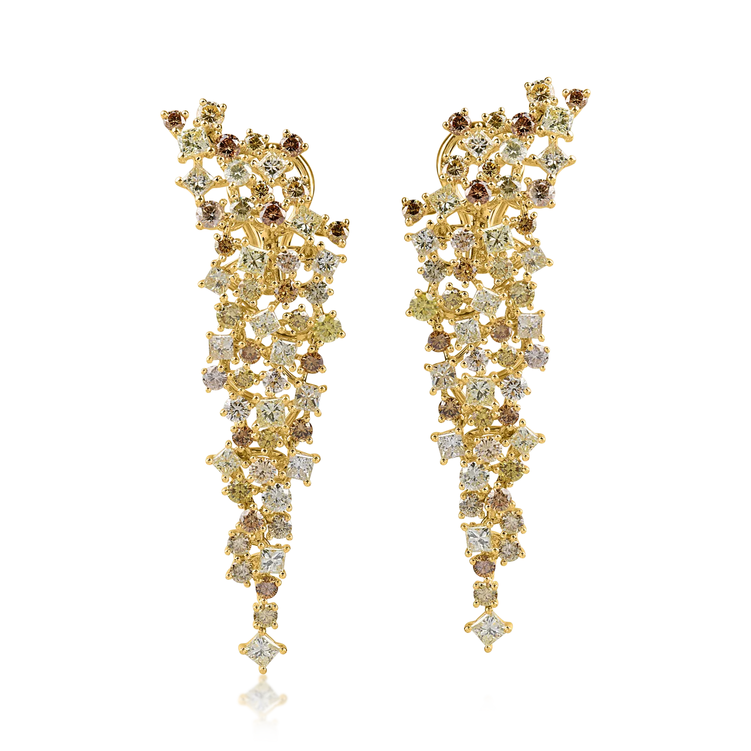 Yellow gold long earrings with 6.2ct multicolored diamonds