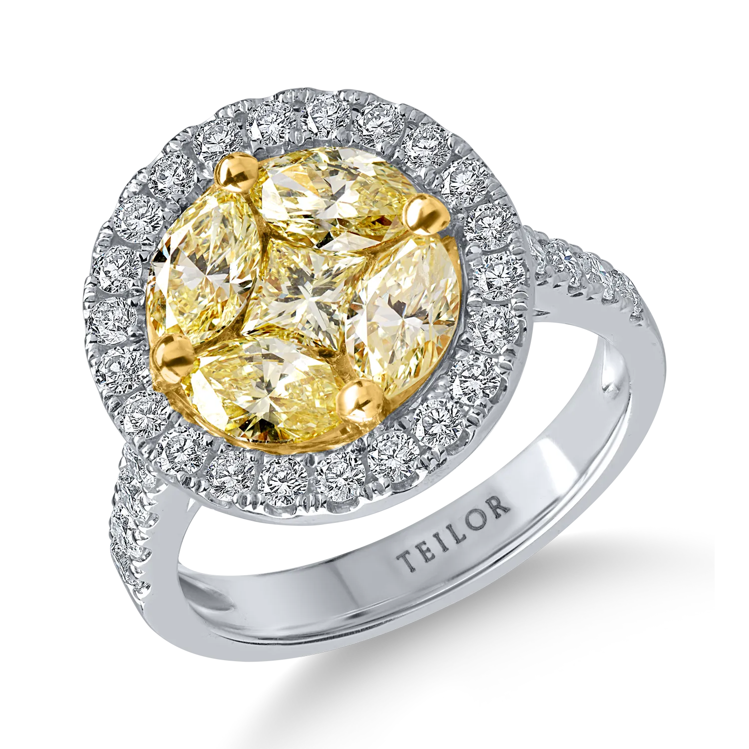 White gold ring with 2.4ct yellow and clear diamonds