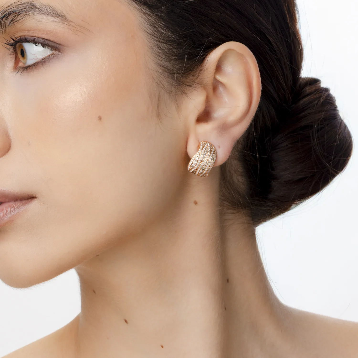 Rose gold geometric earrings with 2.1ct brown and clear diamonds