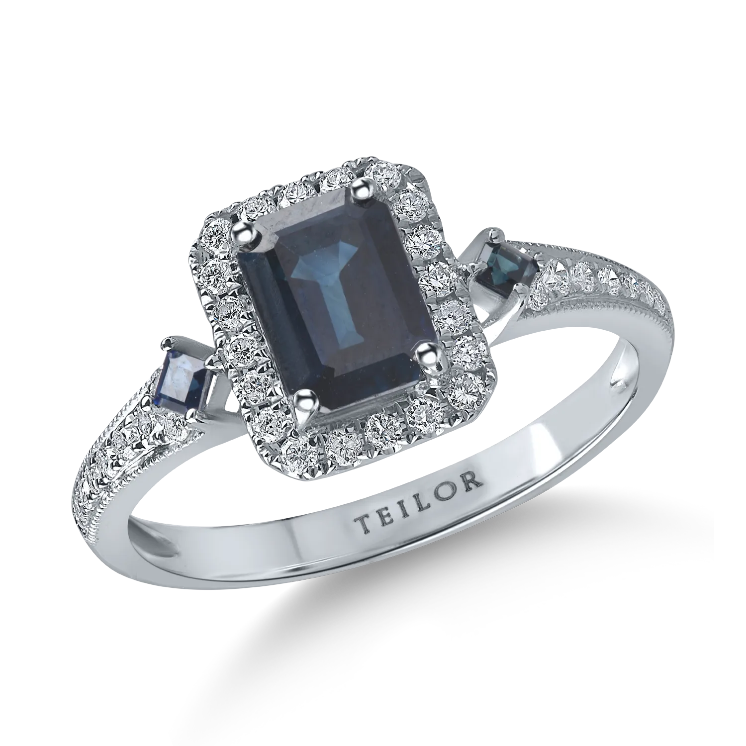 White gold ring with 1.4ct sapphires and 0.24ct diamonds